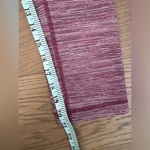 Lululemon Wunder Under Crop High-Rise
Edged Stripe Jacquard Blueprint - Picture 7 of 13